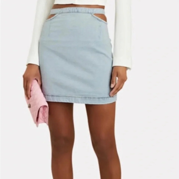 WEWOREWHAT NEW NWT WOMENS DENIM JEAN MINI SKIRT CASUAL SUMMER SPRING SIZE XS M L - Picture 3 of 10